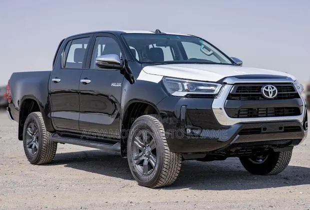 Toyota Hilux 2023 Black