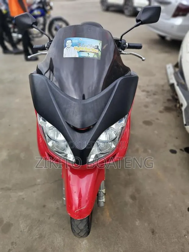 Honda Forza 2019 Red · Photo 1