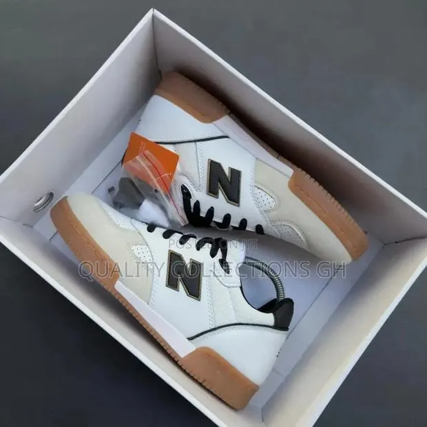New Balance 600 White · Photo 1