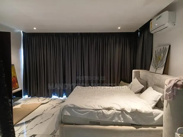 Furnished 5bdrm Duplex in Nmai-Dzorn for sale · Photo 1