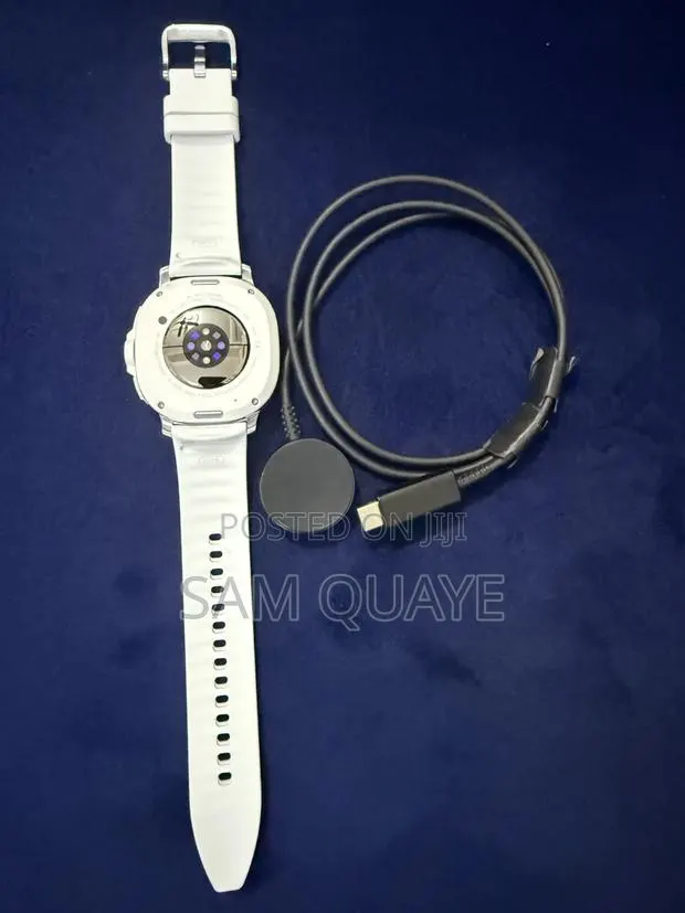 Samsung Galaxy Watch 8 Classic · Photo 1