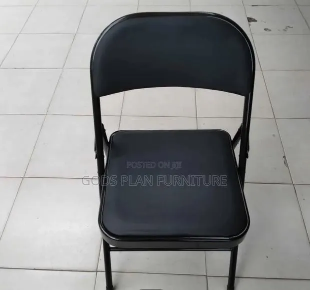 Foldable Chair · Photo 1
