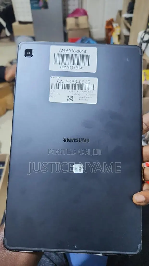 Samsung Galaxy Tab S6 Lite 128 GB Silver · Photo 1