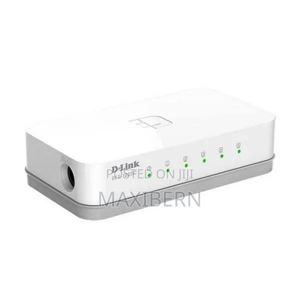 D-Link 5-Port 10/100Mbps Ethernet Network Switch – DES-1005A/B · Photo 1