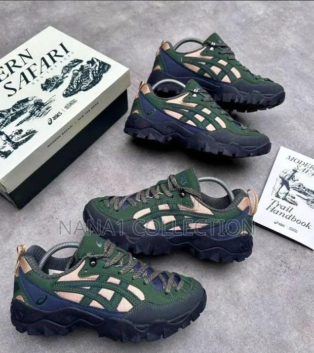 Asics Gel-pickax Modern Safari Sneakers · Photo 1