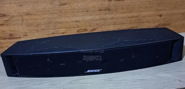 Bose Centre Speaker · Photo 1