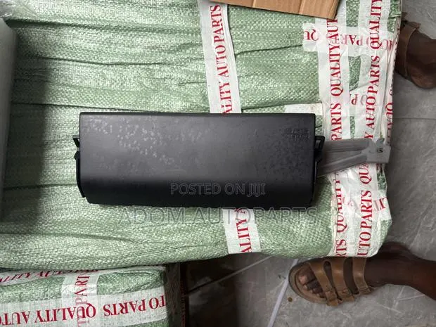 Honda Accord Passenger Knee Airbag 2023 2024 2025 2026 · Photo 1