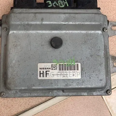10-11 NISSAN VERSA 1.8L Control Module · Photo 1
