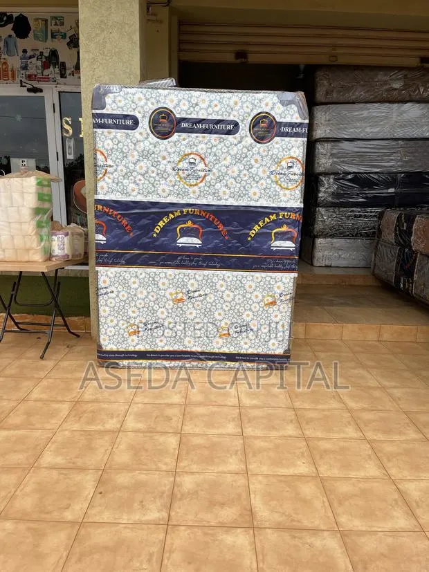 12” Double Size Mattress · Photo 1