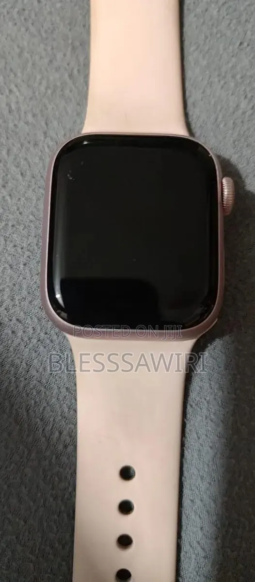 Apple Watch Series 9 Icloud Locked · Photo 1
