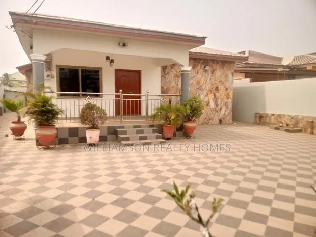 3bdrm House in Community 18, Spintex for rent · Photo 1