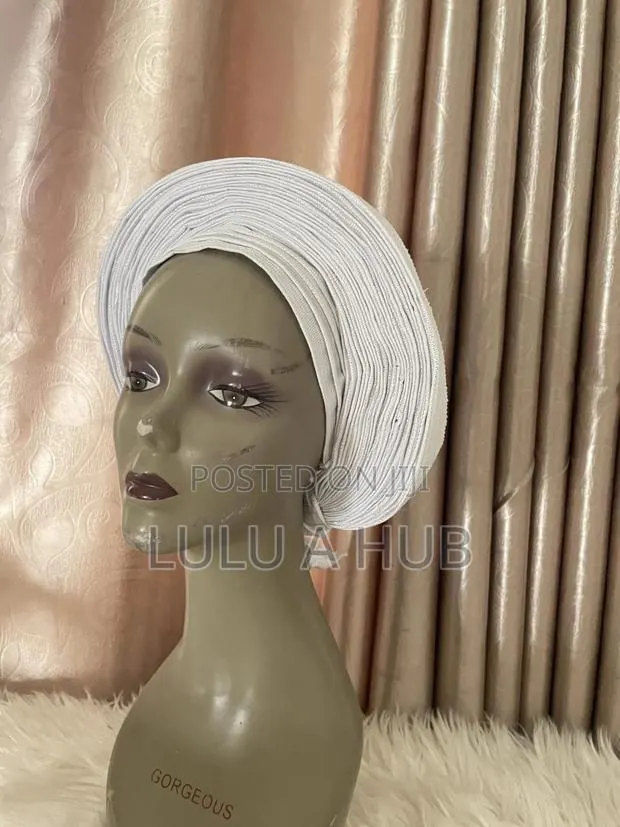 White Autogele Head Gear · Photo 2