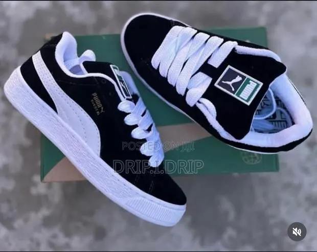 Puma Suede Classics . Highly Authentic and Tough · Photo 1
