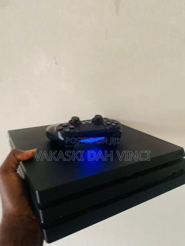 Uk Used Jailbreak Ps4 Pro 1terabyte for Sale . · Photo 1