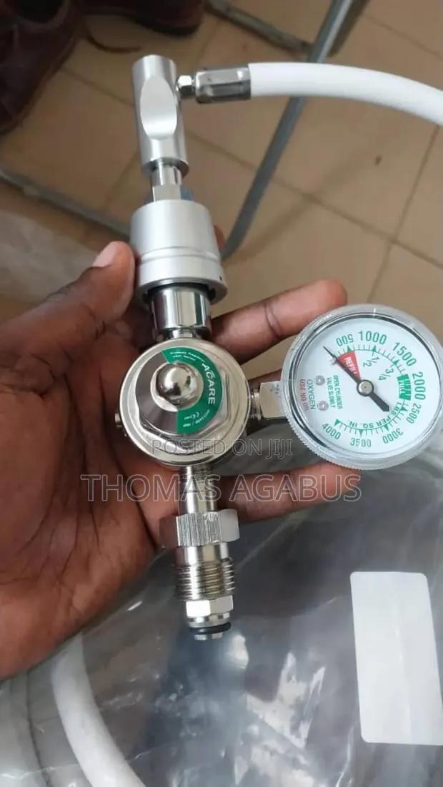 Medical Oxygen Regulator · Photo 1