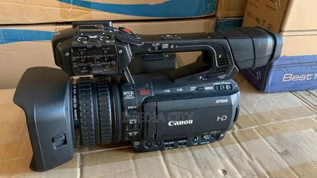 Canon XF200 Professional Camcorder · Photo 1