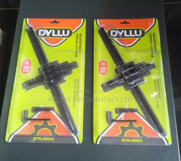 Adjustable Circle Cutter · Photo 1