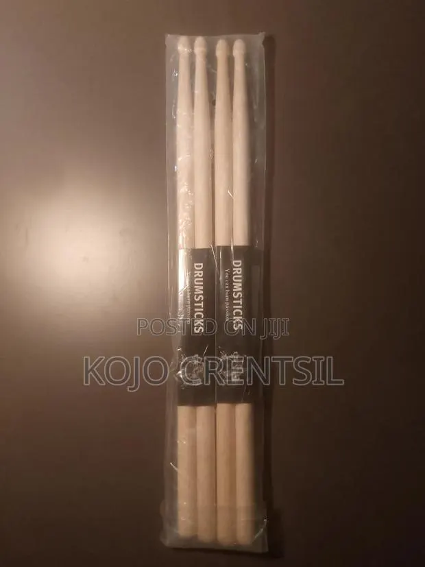 2 Pairs of Drum Sticks · Photo 1