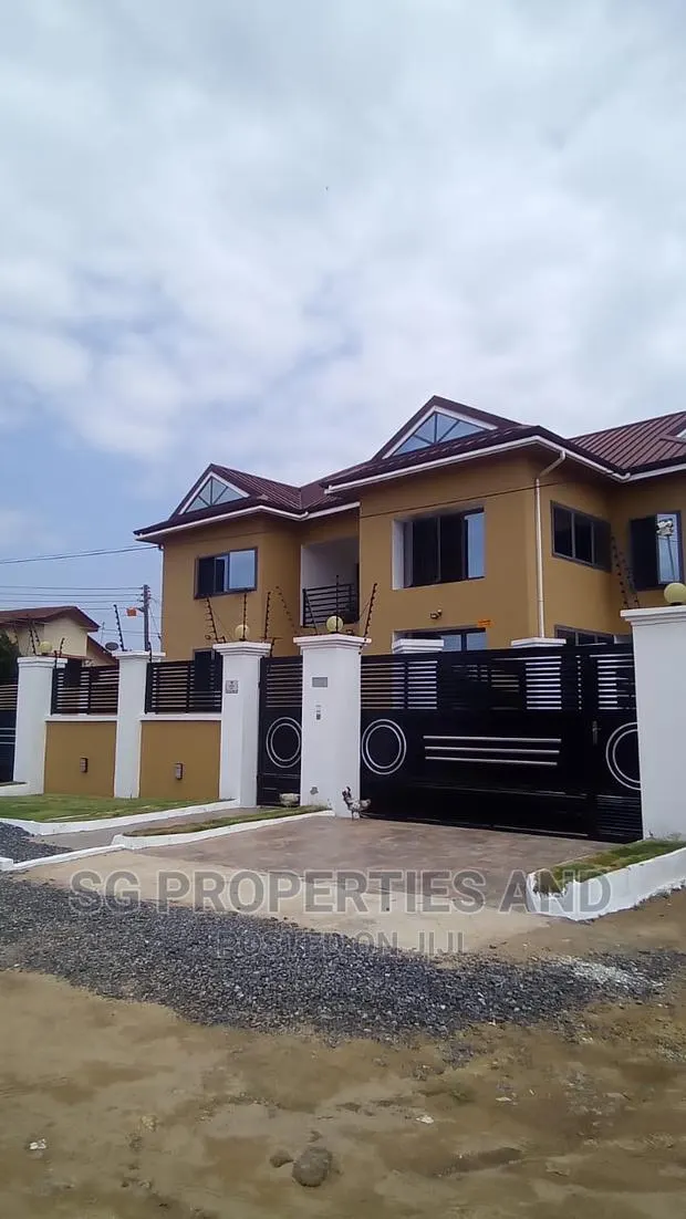3bdrm Apartment in Batsonaa, Spintex for rent · Photo 1