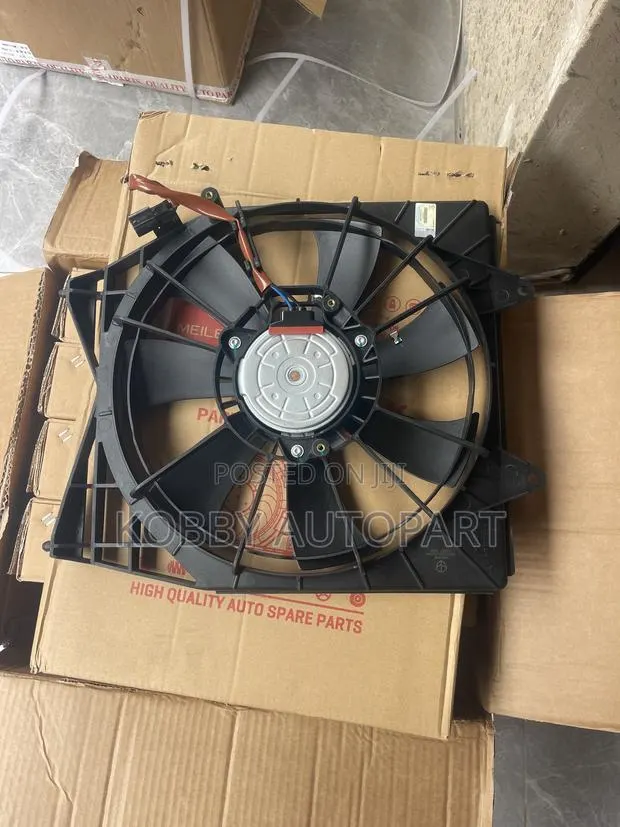 Honda Accord Radiator Fan 2018 2019 2020 2021 2022 · Photo 1
