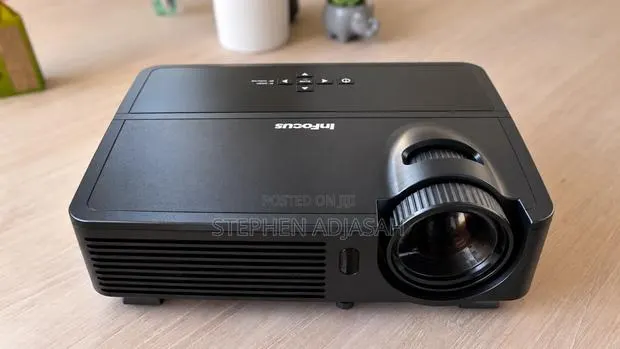 Projector for Sale Infocus · Photo 1