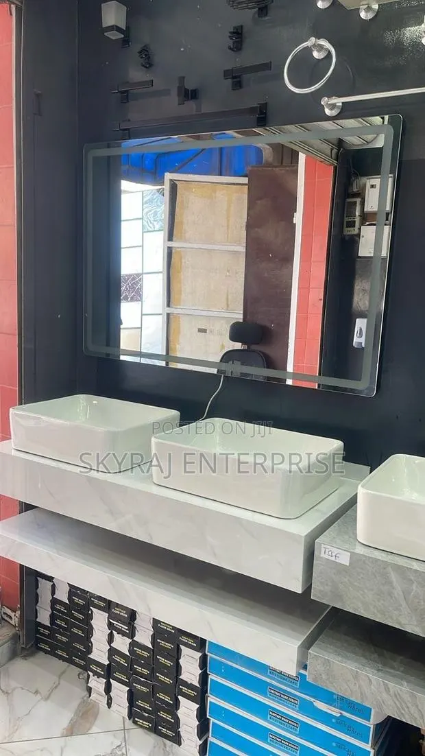 Cabinet Basin · Photo 1