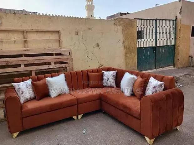 Beautiful L-Shaped Sectional Sofa for Sale. · Photo 1