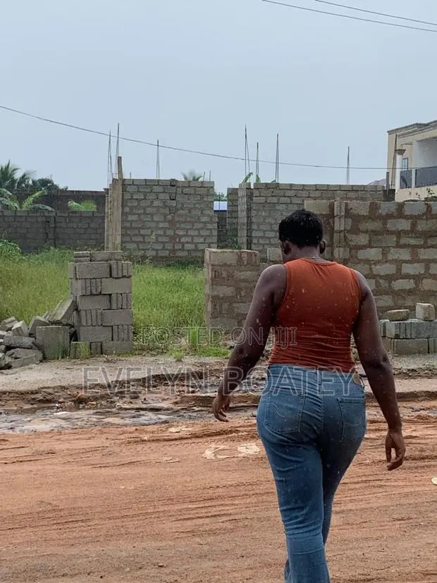 Land at Koforidua (Nyamekrom) · Photo 1