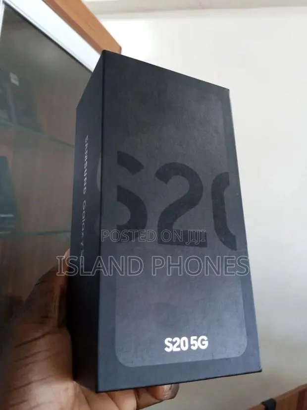 New Samsung Galaxy S20 128 GB Gray · Photo 1