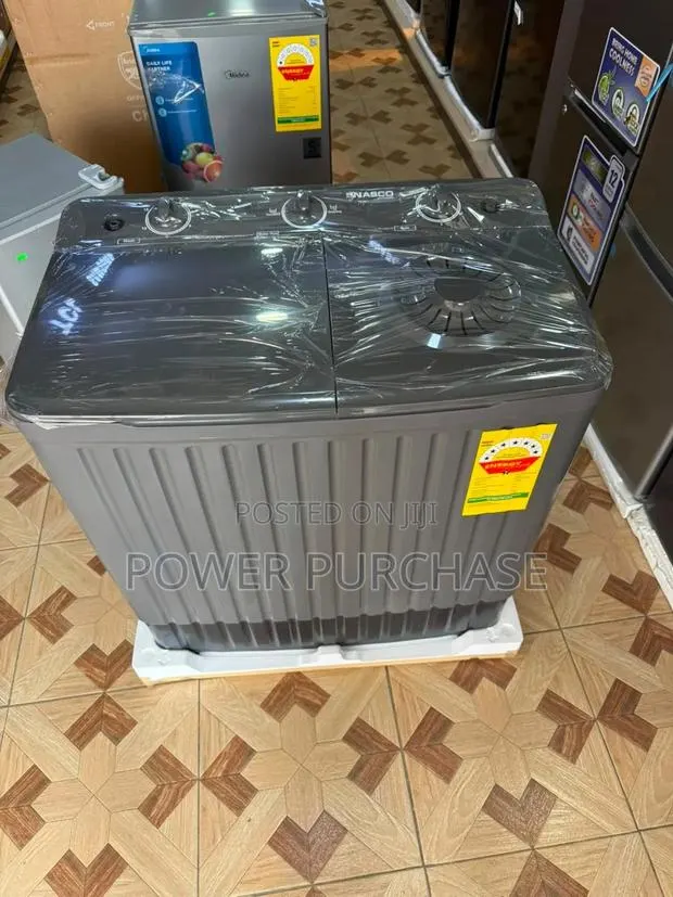 TCL 11kg Twin Tub Washing Machine · Photo 1