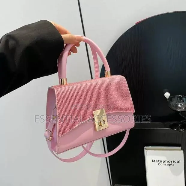 Ladies Bag · Photo 1