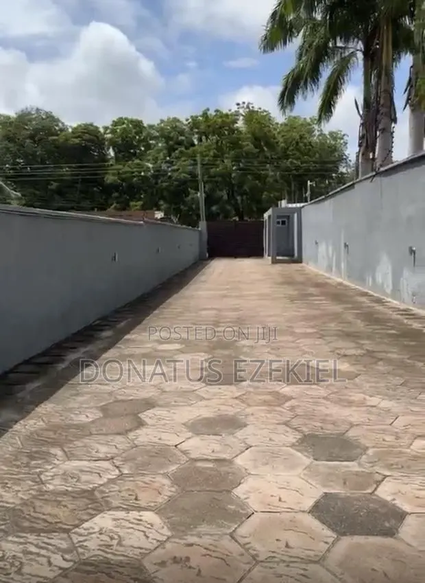 4bdrm House in US Embassy Area for sale · Photo 1