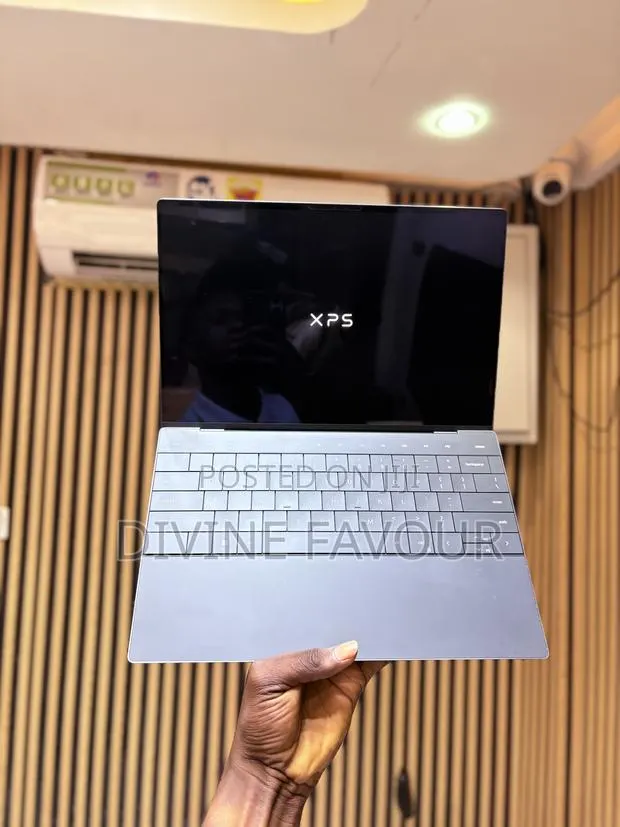 Laptop Dell XPS 13 Plus 9320 16GB Intel Core i7 SSD 512GB · Photo 1