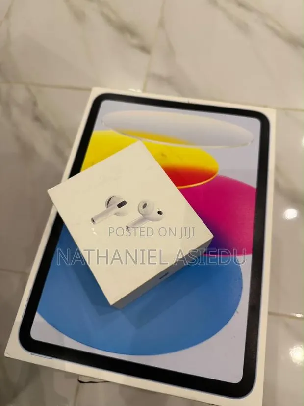 Apple AirPods Pro 3 · Photo 1