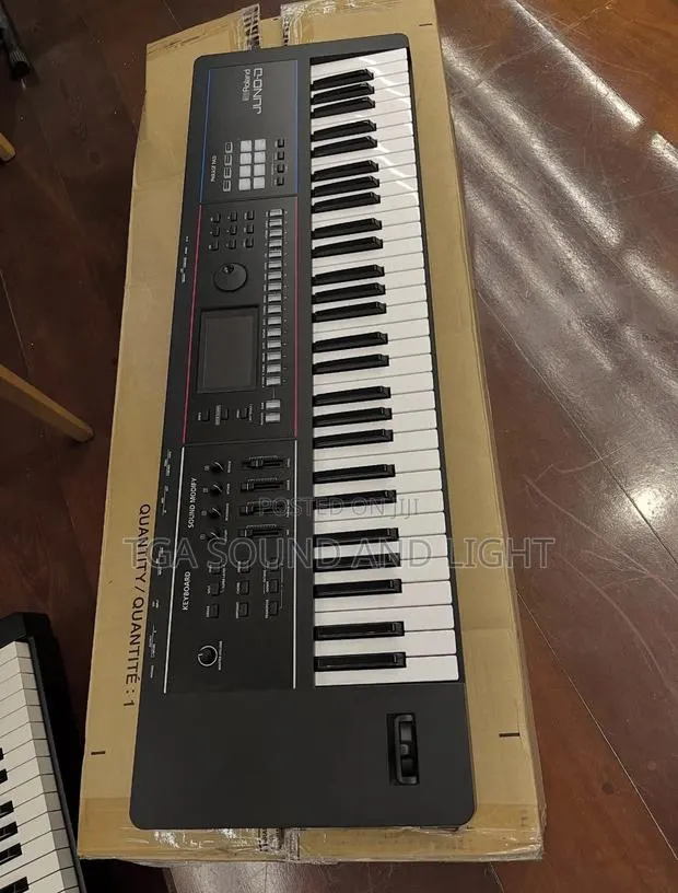Roland Juno-D6 Digital Keyboard Synthesizer · Photo 1
