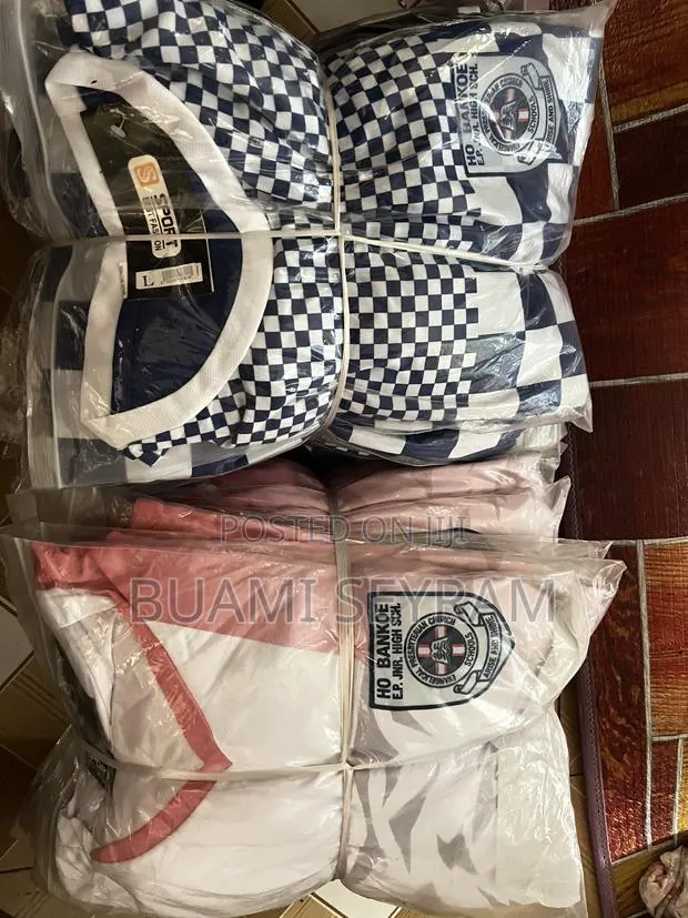 Customize Set of 15 Jerseys · Photo 1