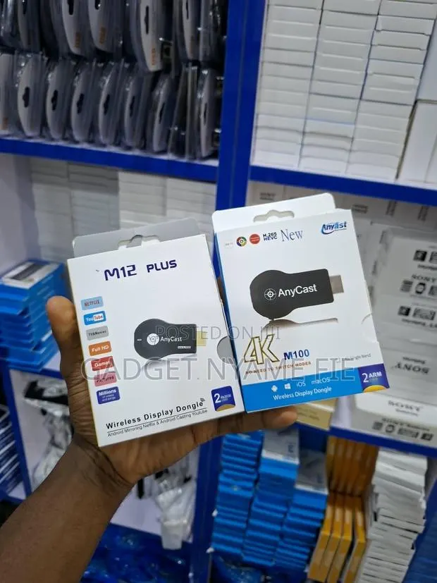 M12 Plus Anycast · Photo 1