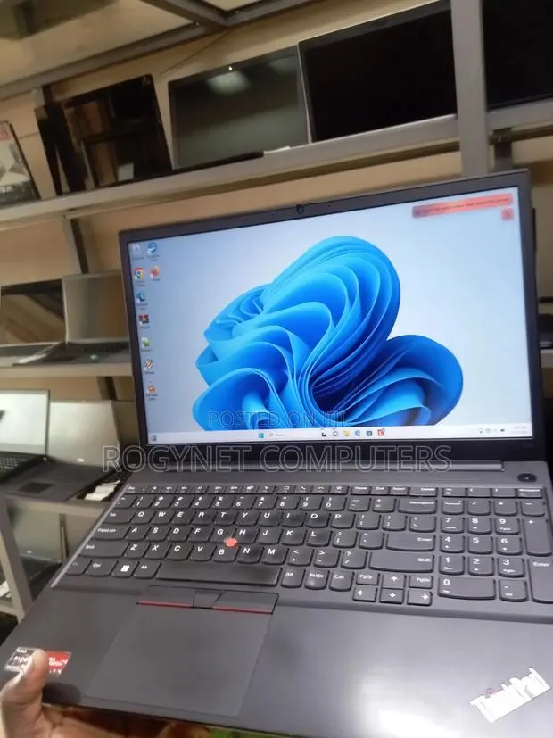 Laptop Lenovo ThinkPad E15 16GB AMD Ryzen 5 SSD 256GB · Photo 1