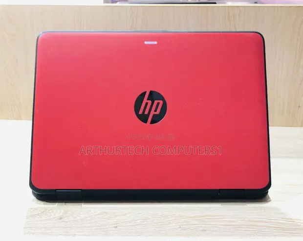 Laptop HP 4GB Intel Pentium SSD 128GB · Photo 1