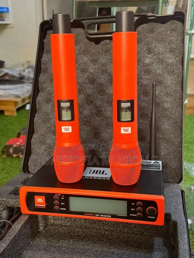 JBL Urx9900p 2in1 Professional Wireless Microphone. · Photo 1