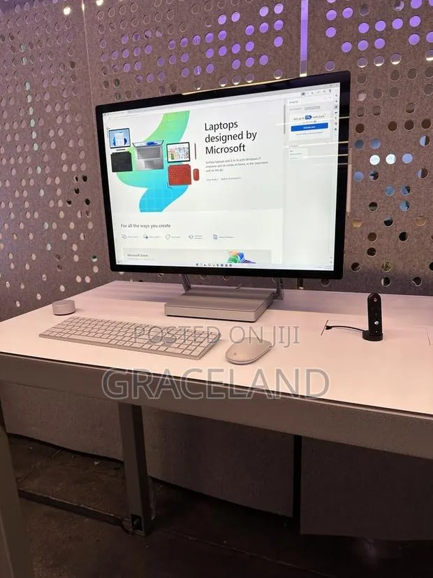 New Microsoft Surface Studio 2+ 3GB Intel Core i7 SSD 1T · Photo 1