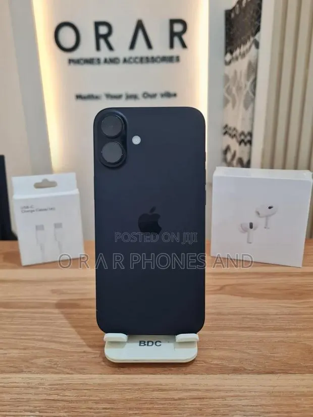 Apple iPhone 16 Plus 256 GB Black · Photo 1