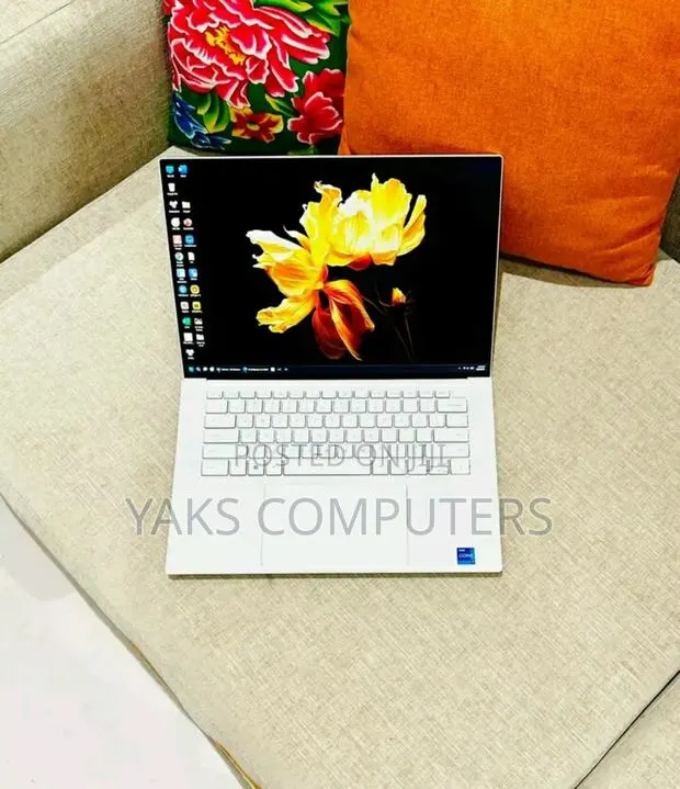 New Laptop Dell XPS 13 16GB Intel Core i7 SSD 1T · Photo 1