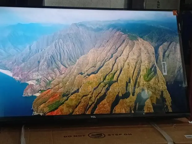 TCL 32-Inch Compact Smart Tv With Bright Display · Photo 1