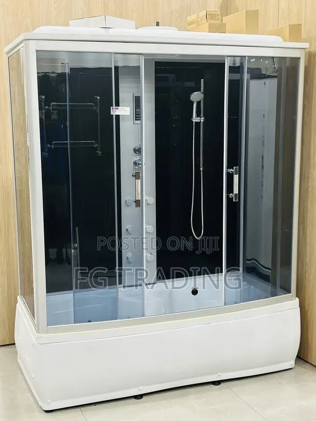 Shower Booth - Cubicle Jacuzzi - Bathroom Cubicle · Photo 1