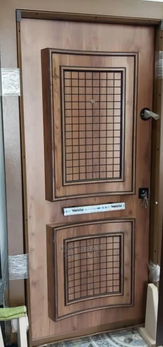 Strong Brown Door Available · Photo 1