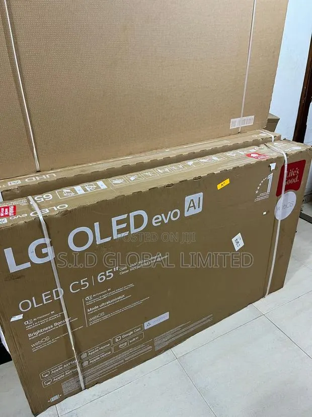 The Smart Choice: 2025 LG OLED Evo AI 65" TV · Photo 1