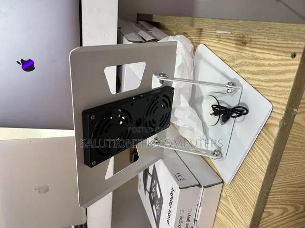 Laptop Stand · Photo 1