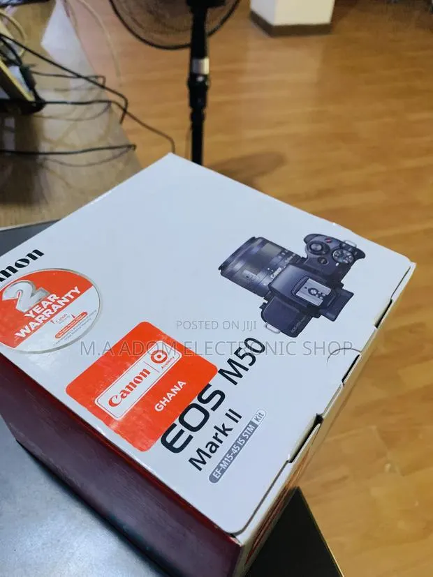 Brand New Canon M50 Mark II Camera With STM Kits Lens · Photo 1