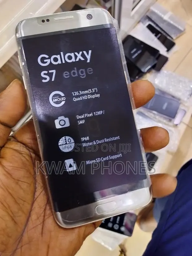New Samsung Galaxy S7 edge 32 GB Gold · Photo 1